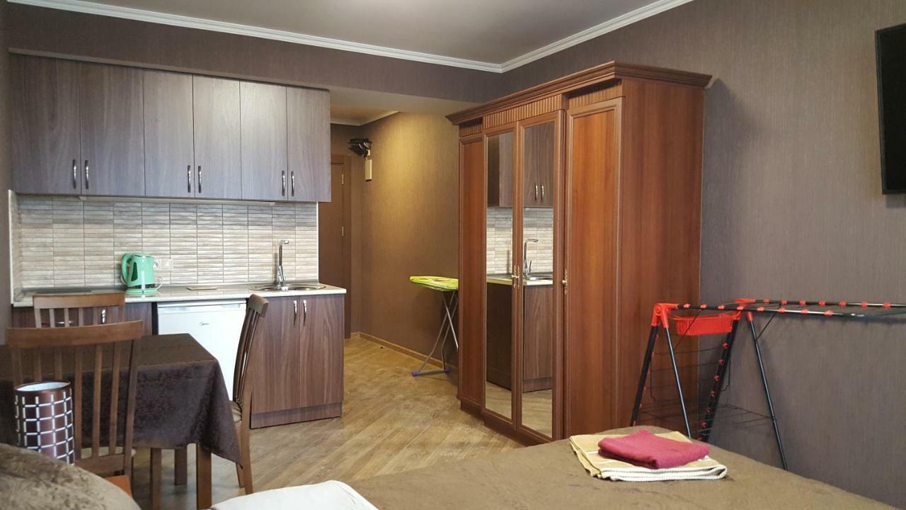 Mimino Apartment Deluxe First Line  Batoumi Extérieur photo
